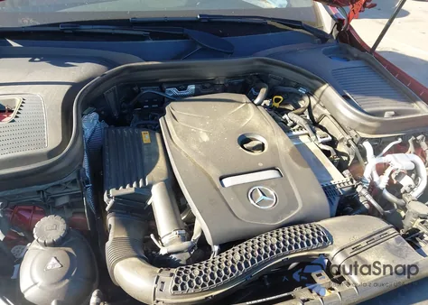 2018 Mercedes-Benz Glc 300 4Matic из США, поврежденный, VIN WDC0G4KB2JV047210